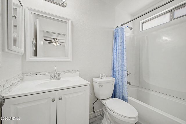 8563 W MISSION Lane, Peoria, AZ 85345