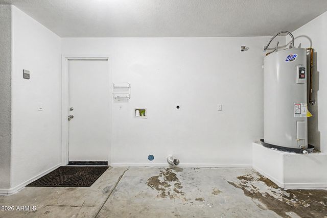 8563 W MISSION Lane, Peoria, AZ 85345