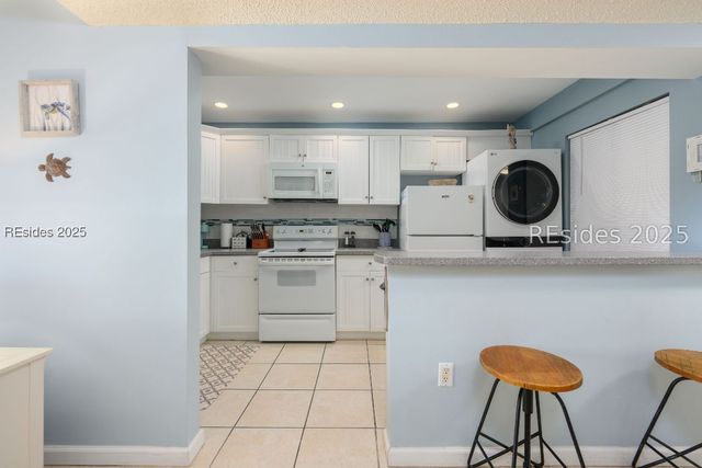 85 Folly Field Rd Apt 119, Hilton Head Island, SC 29928