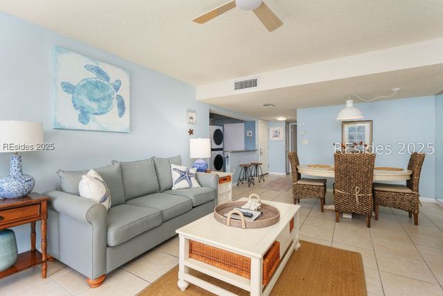 85 Folly Field Rd Apt 119, Hilton Head Island, SC 29928