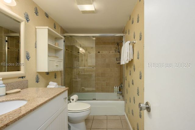 85 Folly Field Rd Apt 119, Hilton Head Island, SC 29928