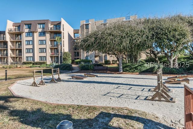 85 Folly Field Rd Apt 119, Hilton Head Island, SC 29928