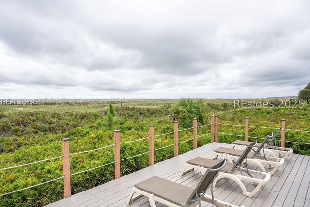 85 Folly Field Rd Apt 119, Hilton Head Island, SC 29928