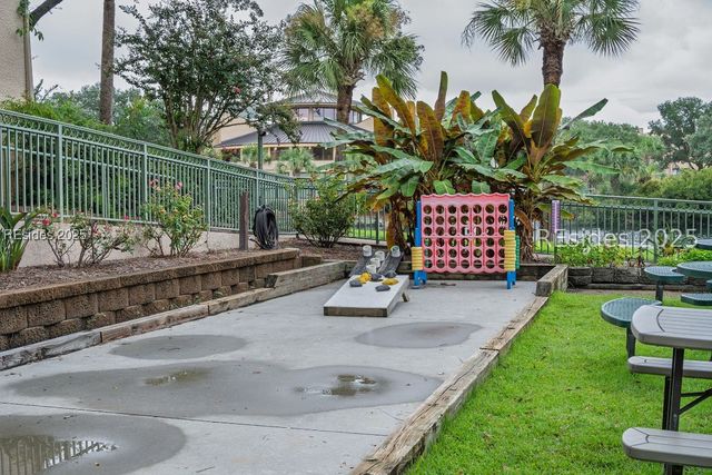 85 Folly Field Rd Apt 119, Hilton Head Island, SC 29928