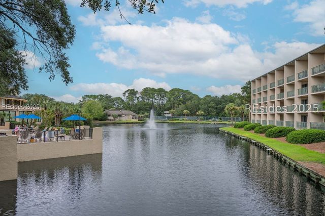 85 Folly Field Rd Apt 119, Hilton Head Island, SC 29928