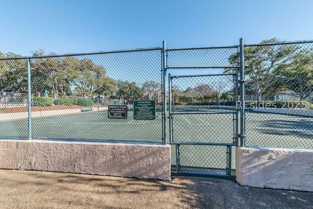 85 Folly Field Rd Apt 119, Hilton Head Island, SC 29928