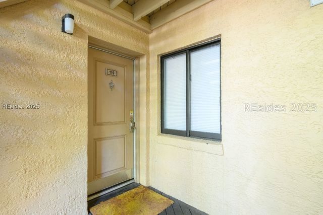 85 Folly Field Rd Apt 119, Hilton Head Island, SC 29928