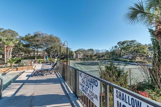 85 Folly Field Rd Apt 119, Hilton Head Island, SC 29928