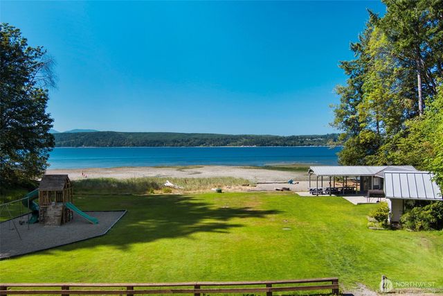1903 NW Russell Street, Poulsbo, WA 98370