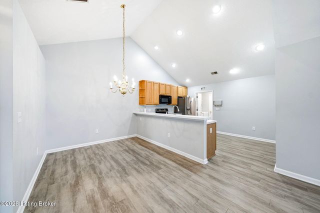 12106 Buck Horn Pl, Jeffersontown, KY 40299