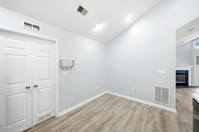 12106 Buck Horn Pl, Jeffersontown, KY 40299