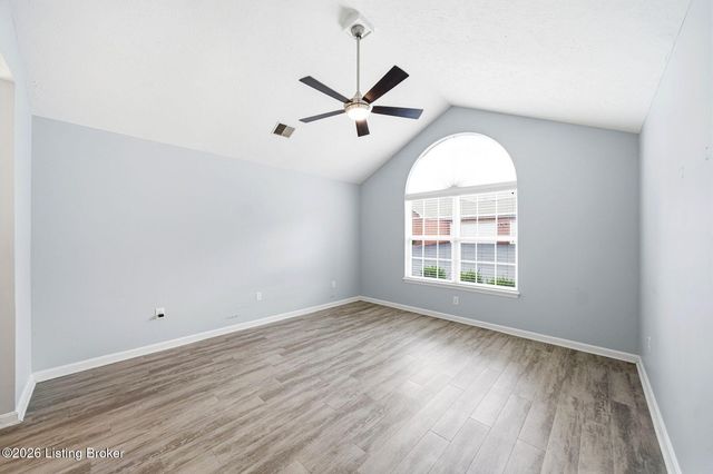 12106 Buck Horn Pl, Jeffersontown, KY 40299
