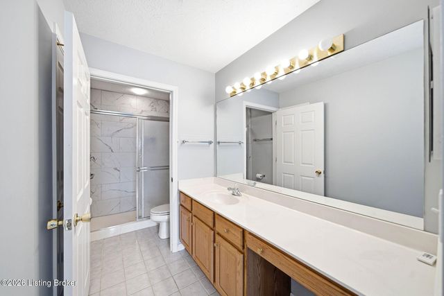 12106 Buck Horn Pl, Jeffersontown, KY 40299