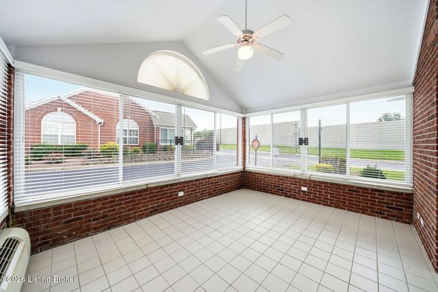 12106 Buck Horn Pl, Jeffersontown, KY 40299