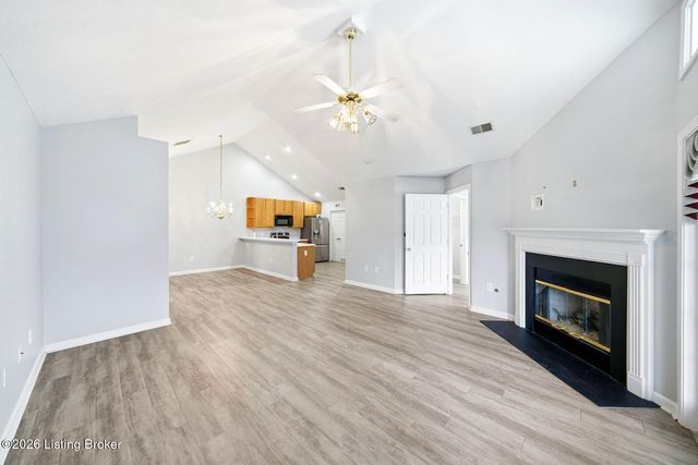 12106 Buck Horn Pl, Jeffersontown, KY 40299