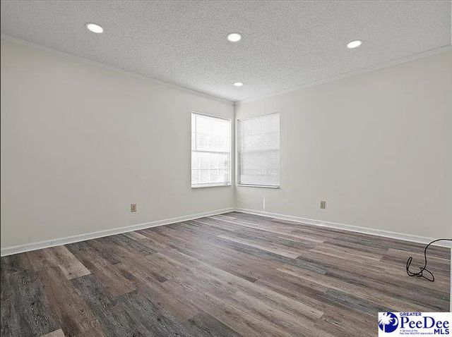 701 Coventry Ln, Florence, SC 29501