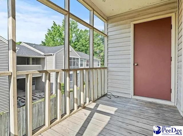 701 Coventry Ln, Florence, SC 29501
