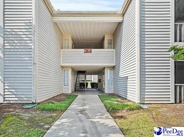 701 Coventry Ln, Florence, SC 29501