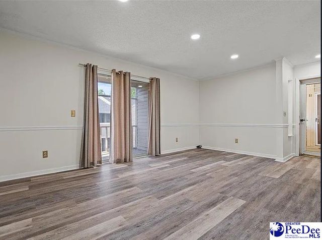 701 Coventry Ln, Florence, SC 29501