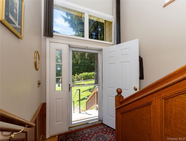 32 Cobb Road, Brewster, NY 10509