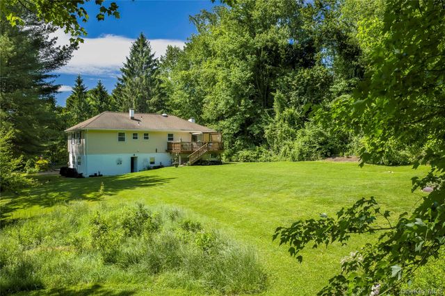 32 Cobb Road, Brewster, NY 10509