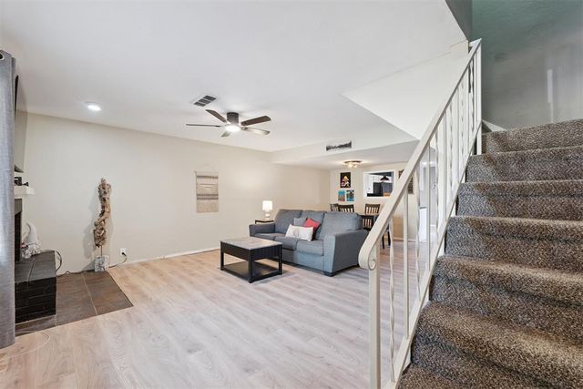 9605 Hefner Village Boulevard, Oklahoma City, OK 73162