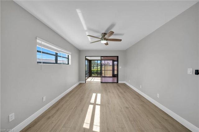 5790 Trailwinds DR 111, Fort Myers, FL 33907