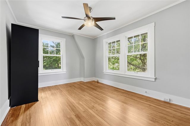 235 Oakview Ave, Edgewood, PA 15218