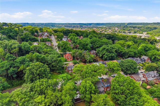 235 Oakview Ave, Edgewood, PA 15218