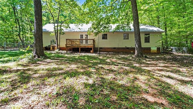 3721 Libertys Run Drive, Sophia, NC 27350