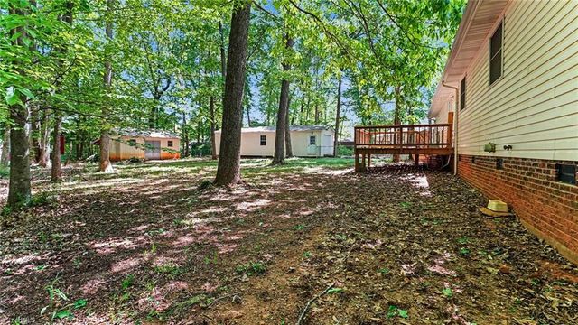 3721 Libertys Run Drive, Sophia, NC 27350