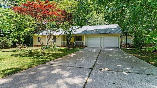 3721 Libertys Run Drive, Sophia, NC 27350