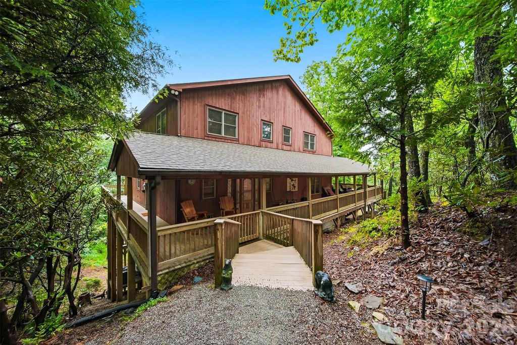 4216 Bolick Road, Lenoir, NC 28645