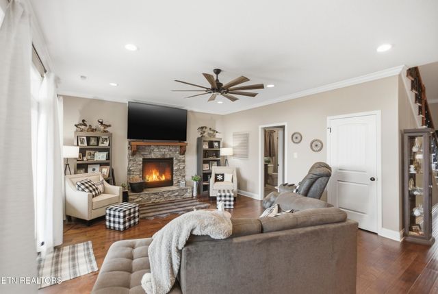 1608 Sugarfield Lane, Knoxville, TN 37932