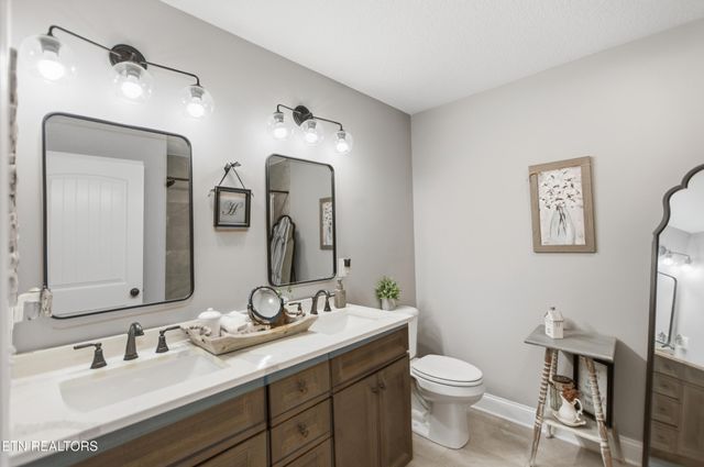 1608 Sugarfield Lane, Knoxville, TN 37932