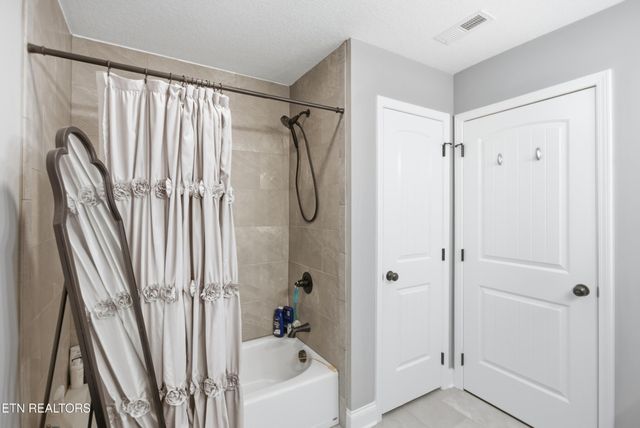 1608 Sugarfield Lane, Knoxville, TN 37932