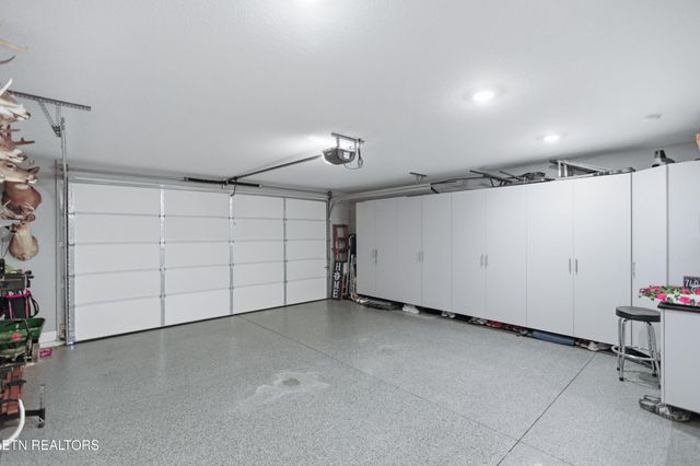 1608 Sugarfield Lane, Knoxville, TN 37932