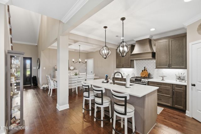 1608 Sugarfield Lane, Knoxville, TN 37932