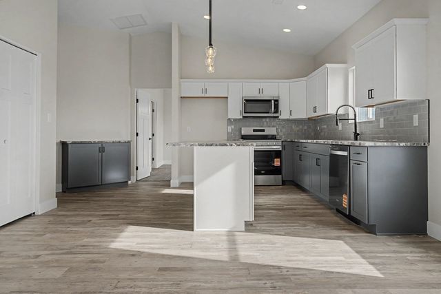 3307 Swan View Court, Clifton, CO 81520