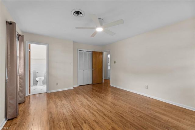 10 Kathy DR, Poquoson, VA 23662