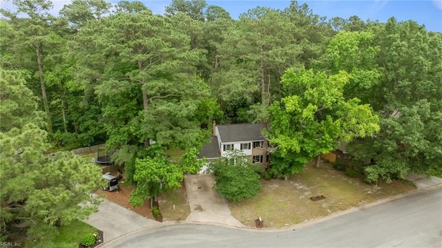 10 Kathy DR, Poquoson, VA 23662
