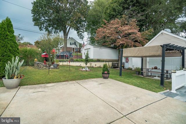 401 MAPLE AVE, Philadelphia, PA 19116