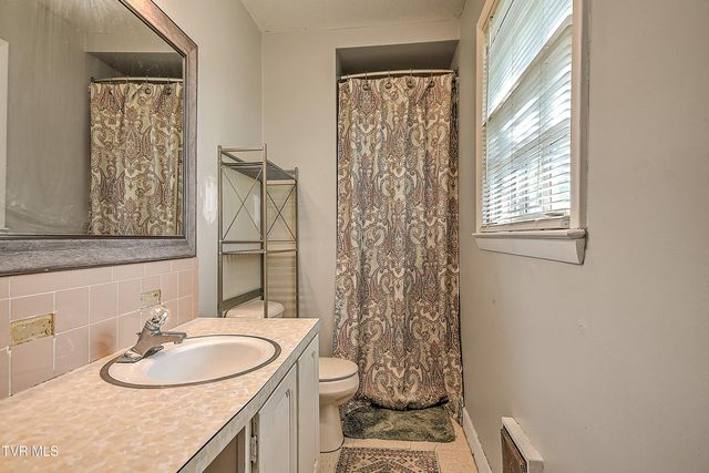 816 Burwind Court, Kingsport, TN 37660