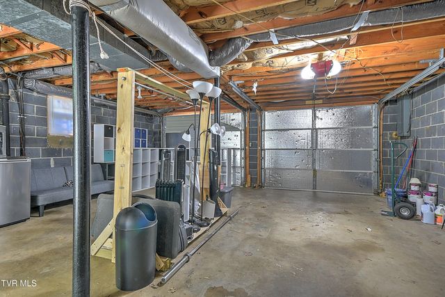 816 Burwind Court, Kingsport, TN 37660