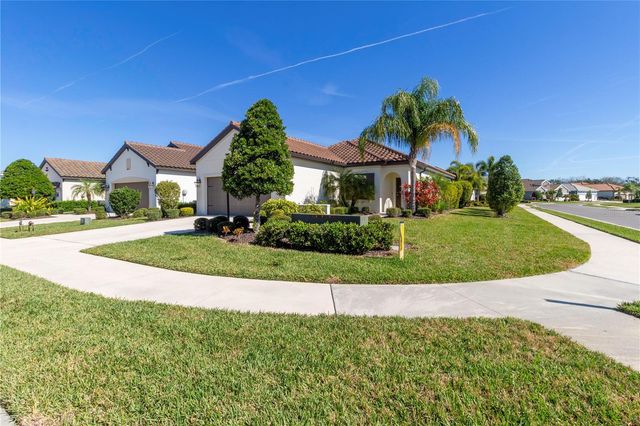 3723 AZURITE WAY, Bradenton, FL 34211