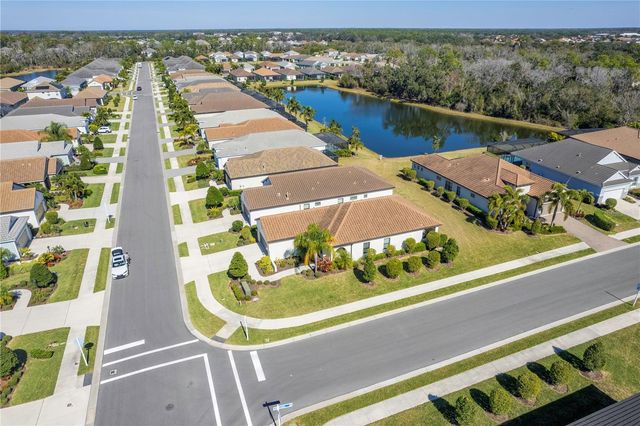 3723 AZURITE WAY, Bradenton, FL 34211