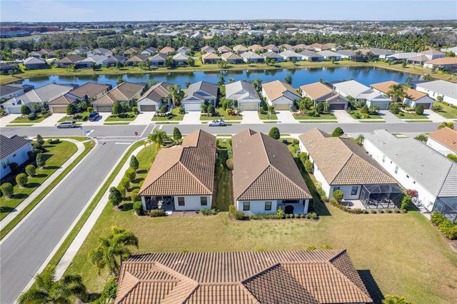 3723 AZURITE WAY, Bradenton, FL 34211