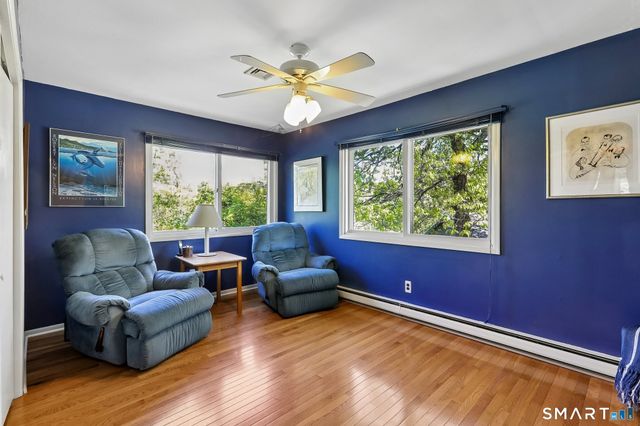 4 Alan Road, Danbury, CT 06810
