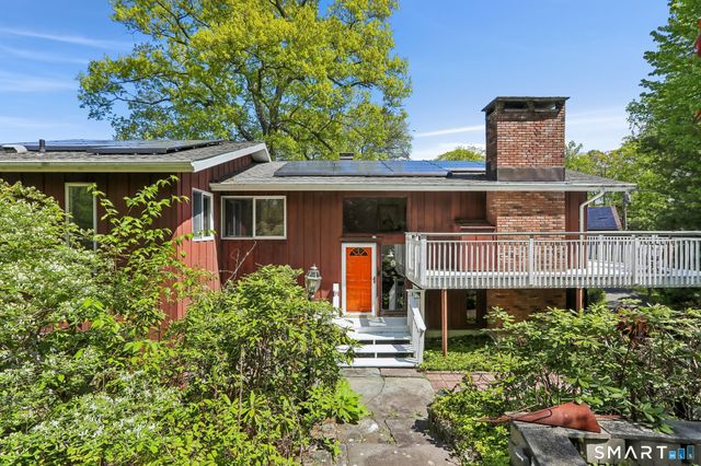 4 Alan Road, Danbury, CT 06810