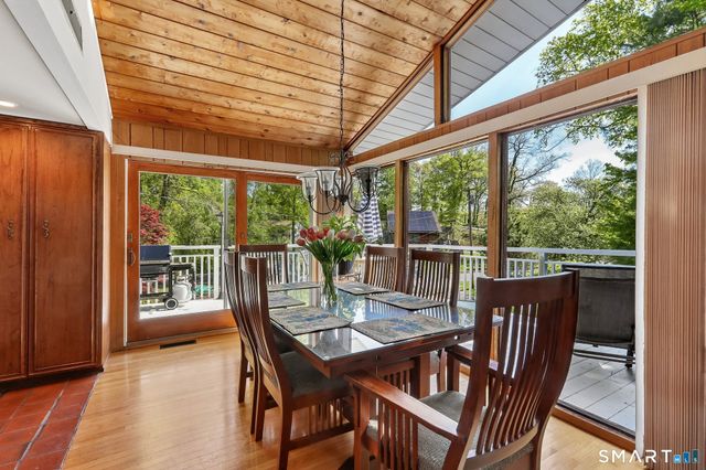 4 Alan Road, Danbury, CT 06810